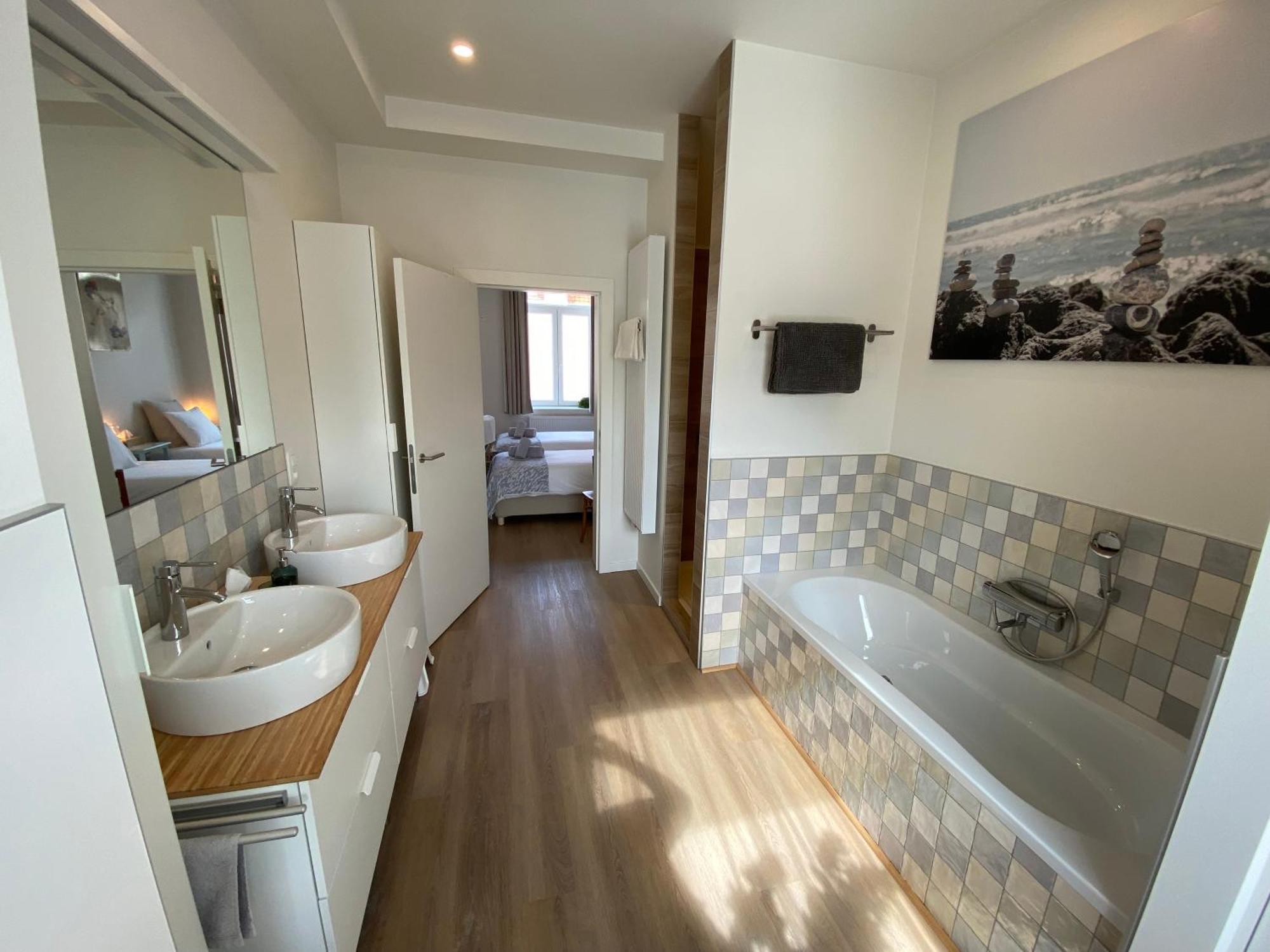 Logies-M Comfort Studios Inc Bikes B&B Ostende Exteriér fotografie